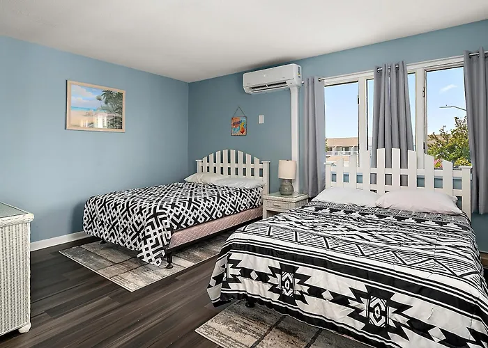 Ferienhaus Renovated 2 Bedroom, 2 Floor With Spiral Staircase Ocean Stadt